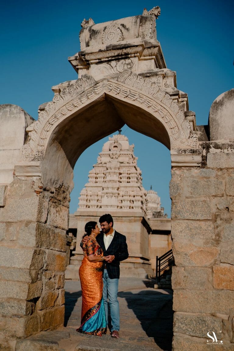 Sravanti & Harinath | Pre Wedding Lepakshi Nandi Temple | Bangalore - photograph 19