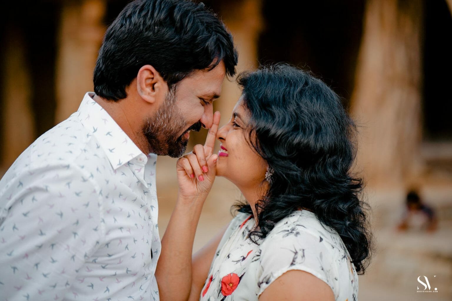 Discover 2024's Hottest Trend: Pre-Wedding Photoshoots by Top 10 Pre-Wedding Photographers in Bangalore 16 Pre wedding Lepakshi Nandi Temple Bangalore Photographer candid pre wedding Sree vikash 21