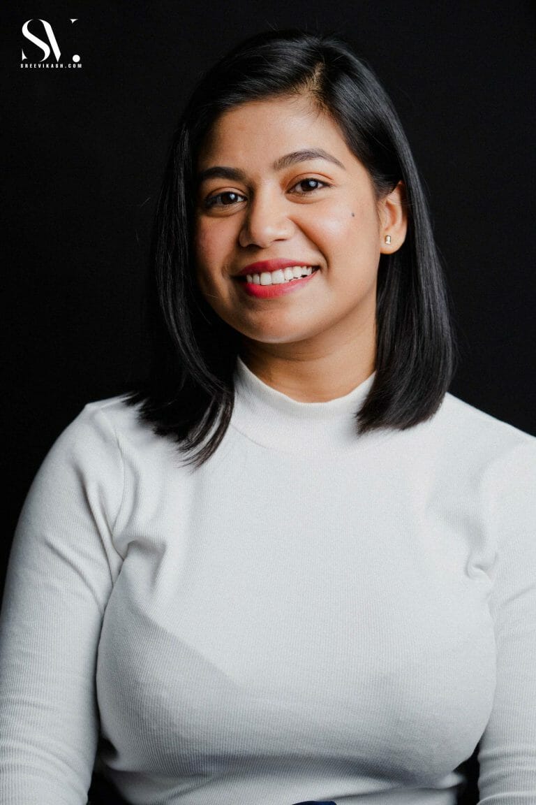 Linkedin Headshots for HR Professionals Bangalore - photograph 10