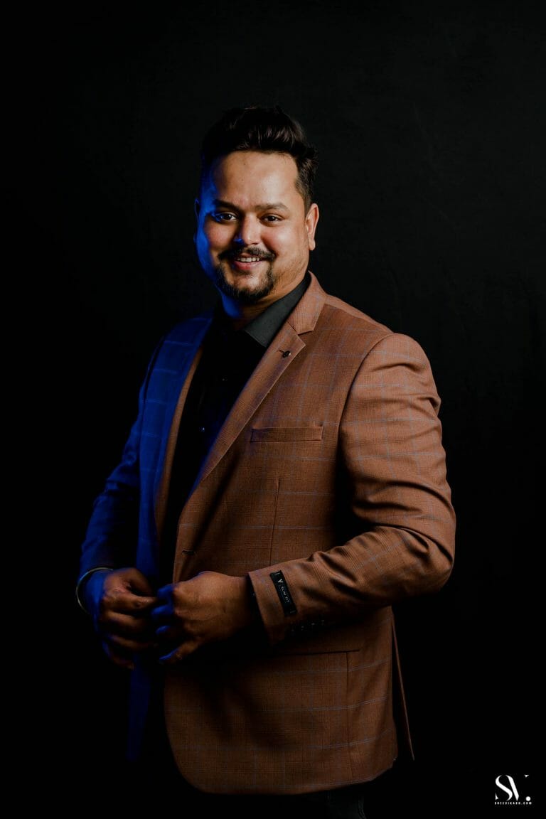 Headshots and Personal Branding Portraits for LinkedIn, Corporate Bangalore India - photograph 12